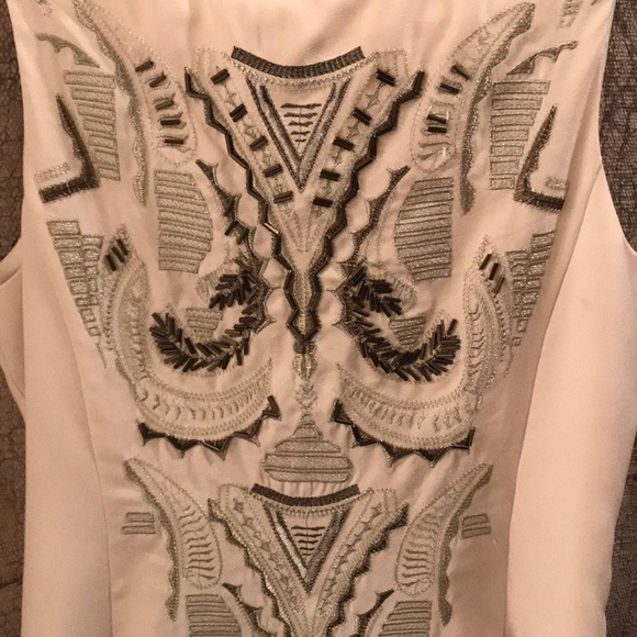 Alaya white aztec dress size M - Picture 3 of 3